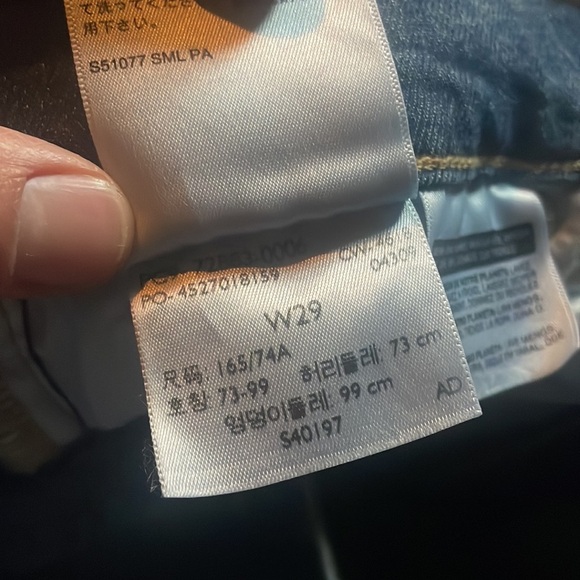 Levi’s Blue Cuffed Denim Jean Shorts Classic Summer - Picture 6 of 6